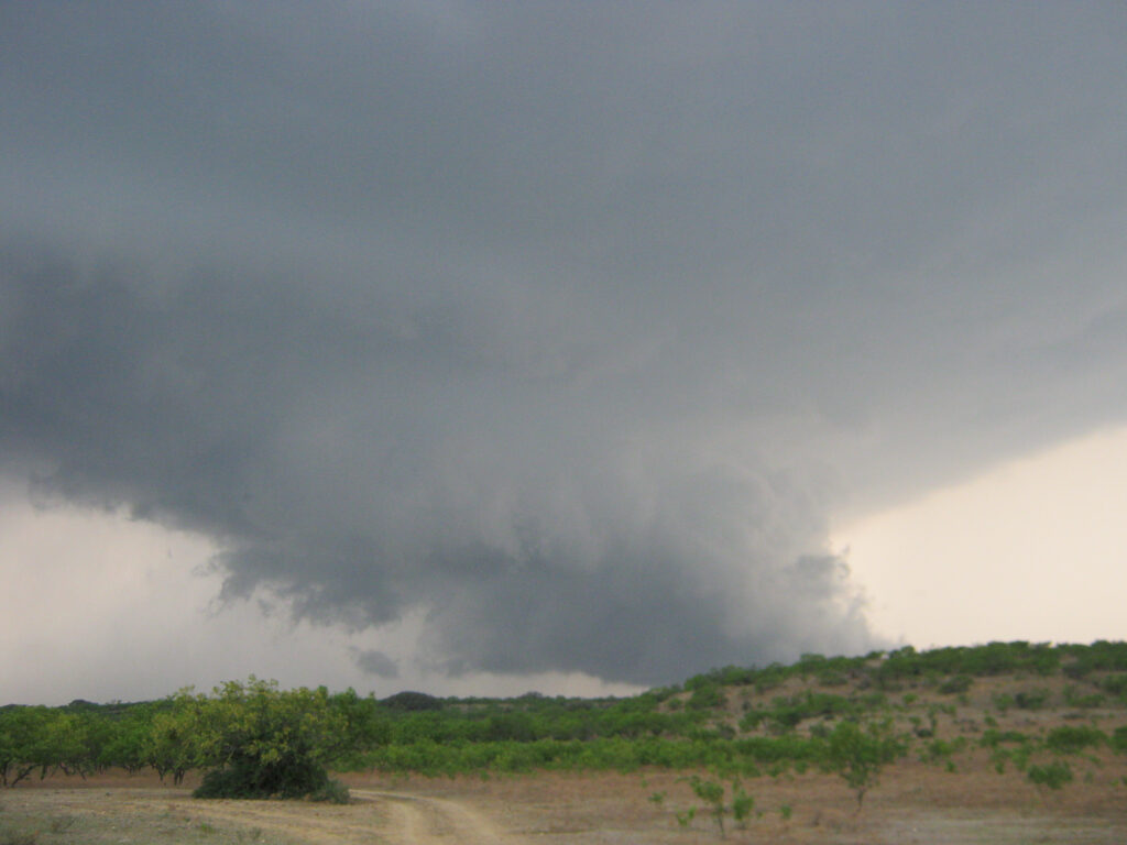 Wall Cloud near Lawn TX