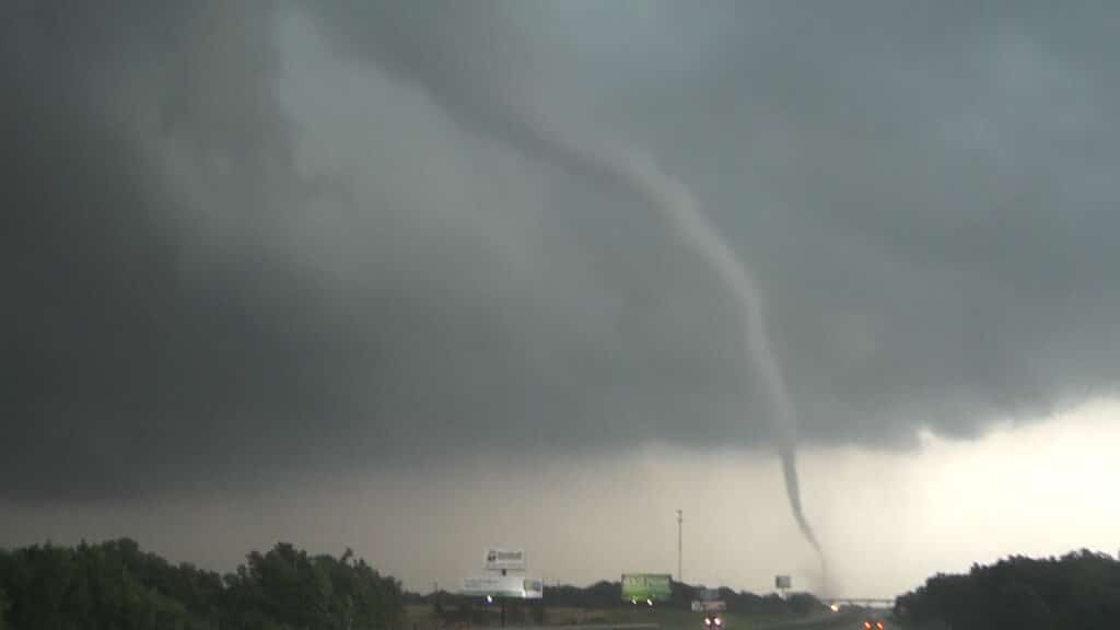 McLeod, OK Tornado May 24, 2011