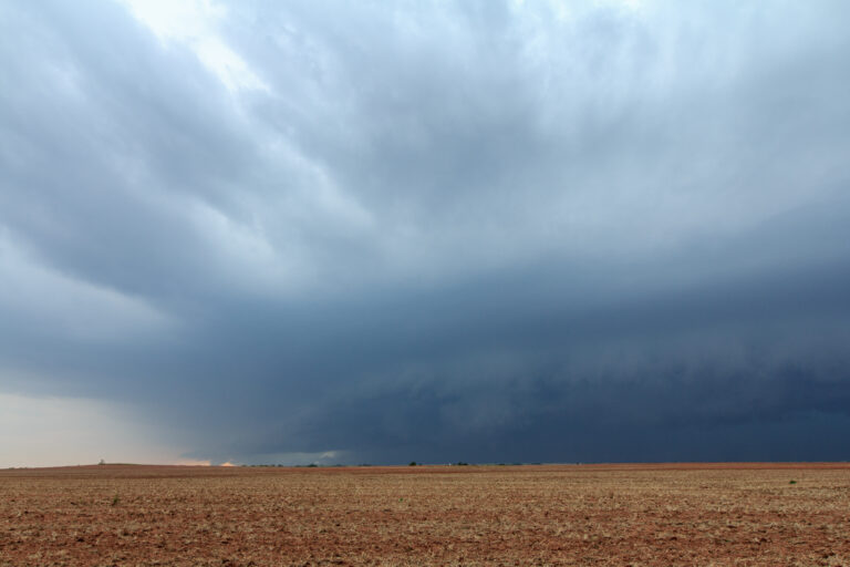 Northern Oklahoma squall line and shelf cloud