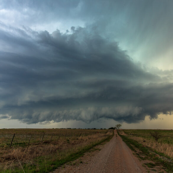 A supercell near Walters, OK on April 10, 2016