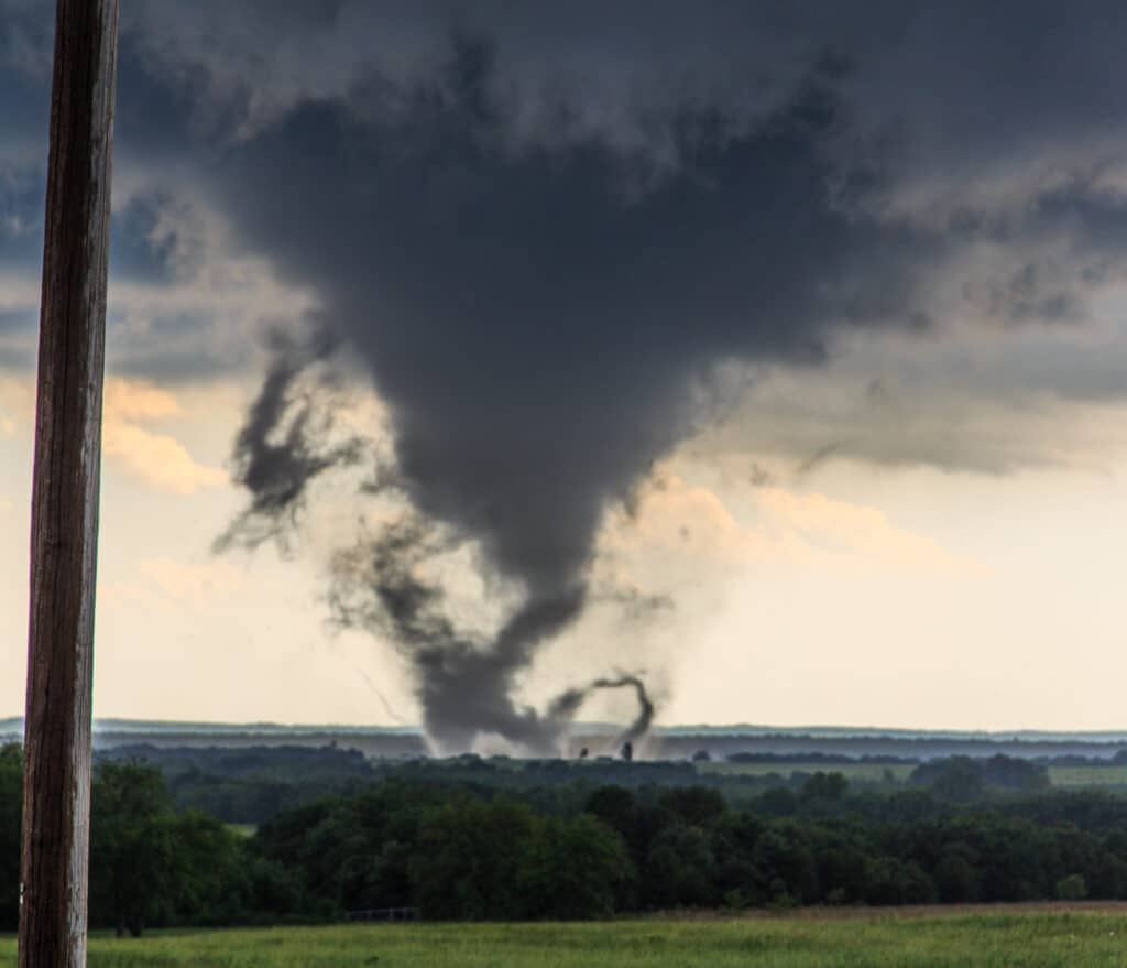 Snakey-multivortex stage of the Wynnewood, OK Tornado May 9, 2016