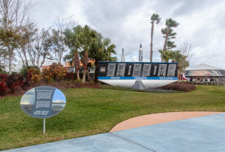 The countdown clock that was at the Kennedy Space Center media area for many years now sits outside of the Visitors Center