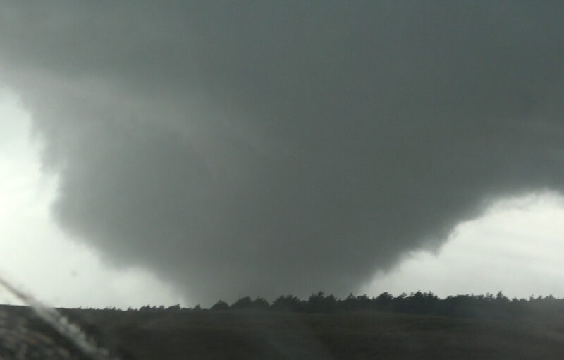 Large tornado near Seiling, OK on May 18, 2017