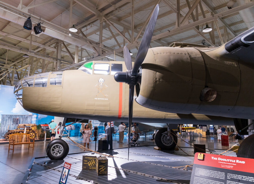 B-25 Side Profile