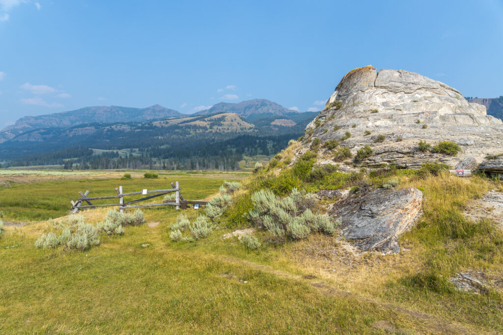 Soda Butte and Valley